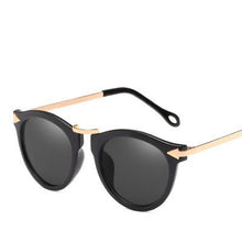 Load image into Gallery viewer, NIRMAI Female metal arrows sunglasses